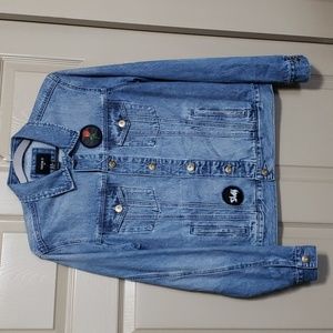Forever 21 like new embroidery patches denim jacket size extra small